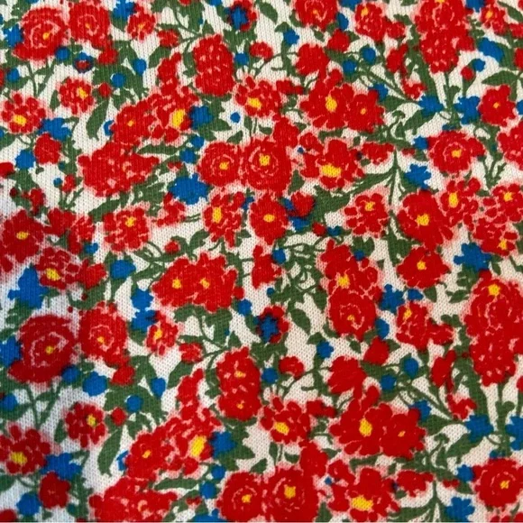 BNWOT Zara women’s  red floral tie up‎ cropped shirt top in size medium - Picture 5 of 9
